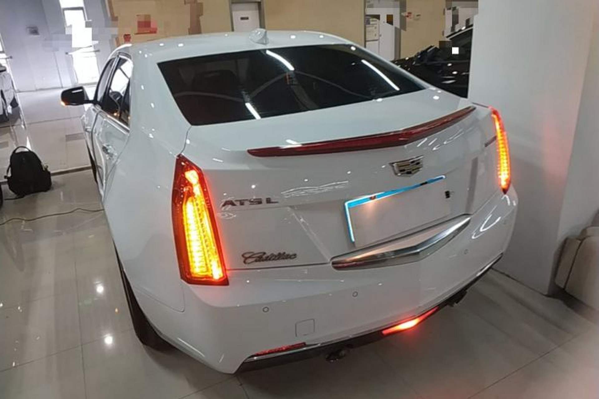 Used Cadillac ATS-L 2016 28T Fashion Edition Rear Left 45 Deg