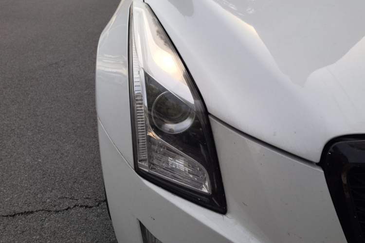 Used Cadillac ATS-L 2016 28T Fashion Edition Right Front Headlight