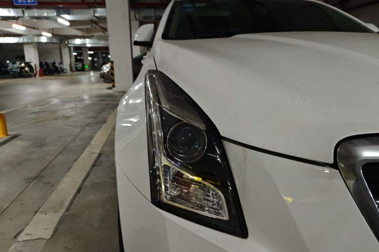 Used Cadillac ATS-L 2016 28T Fashion Edition Right Front Headlight