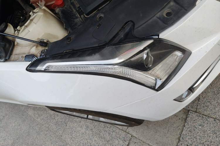 Used Cadillac ATS-L 2016 28T Fashion Edition Right Front Headlight