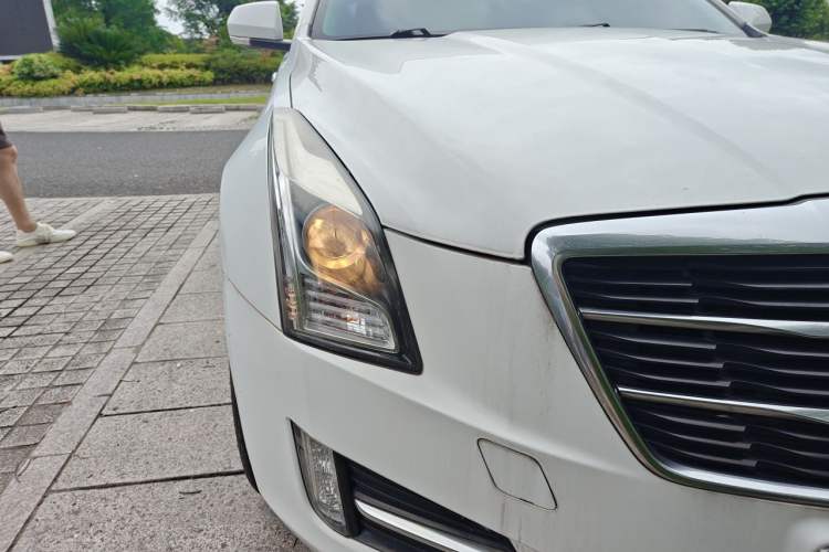 Used Cadillac ATS-L 2016 28T Fashion Edition Right Front Headlight