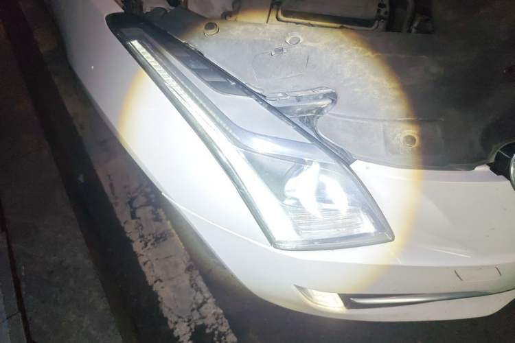 Used Cadillac ATS-L 2016 28T Fashion Edition Right Front Headlight