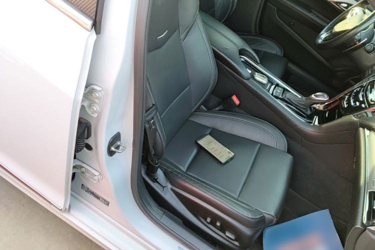 Used Cadillac ATS-L 2016 28T Fashion Edition Right Front Seat