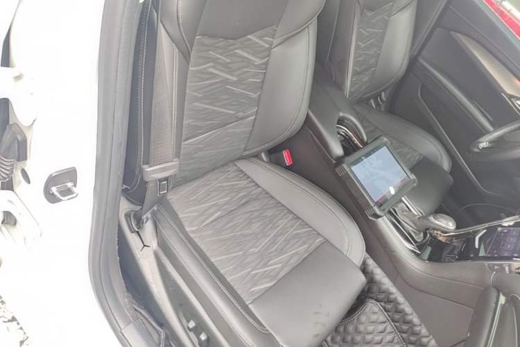 Used Cadillac ATS-L 2016 28T Tech Edition Right Front Seat
