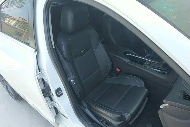 Used Cadillac ATS-L 2016 28T Fashion Edition Right Front Seat