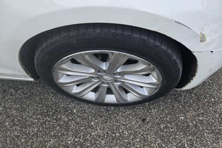Used Cadillac ATS-L 2016 28T Fashion Edition Right Front Wheel Hub