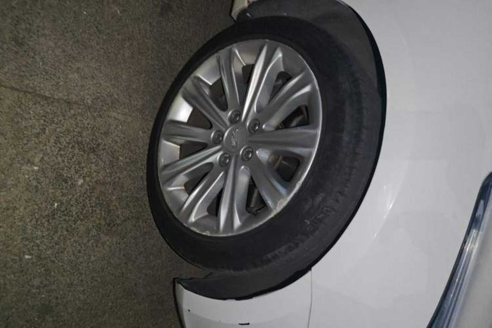 Used Cadillac ATS-L 2016 28T Tech Edition Right Front Wheel Hub