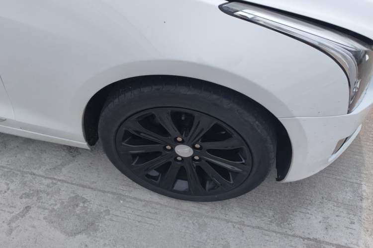 Used Cadillac ATS-L 2016 28T Fashion Edition Right Front Wheel Hub