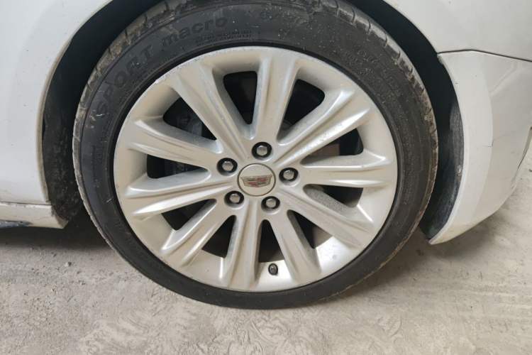 Used Cadillac ATS-L 2016 28T Fashion Edition Right Front Wheel Hub