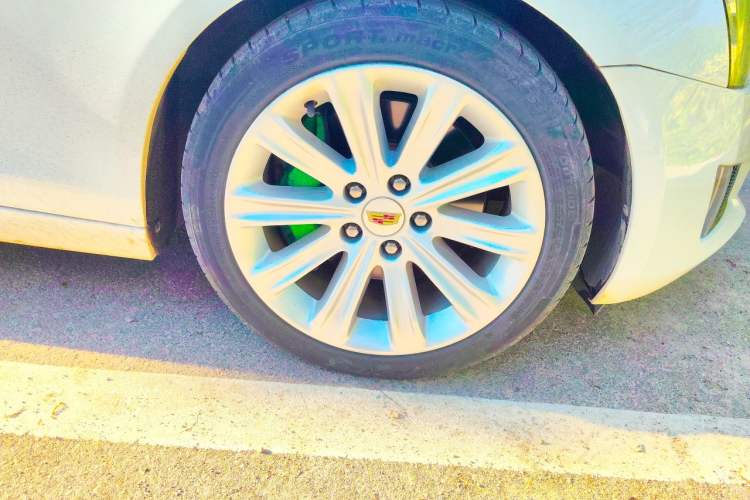 Used Cadillac ATS-L 2016 28T Fashion Edition Right Front Wheel Hub