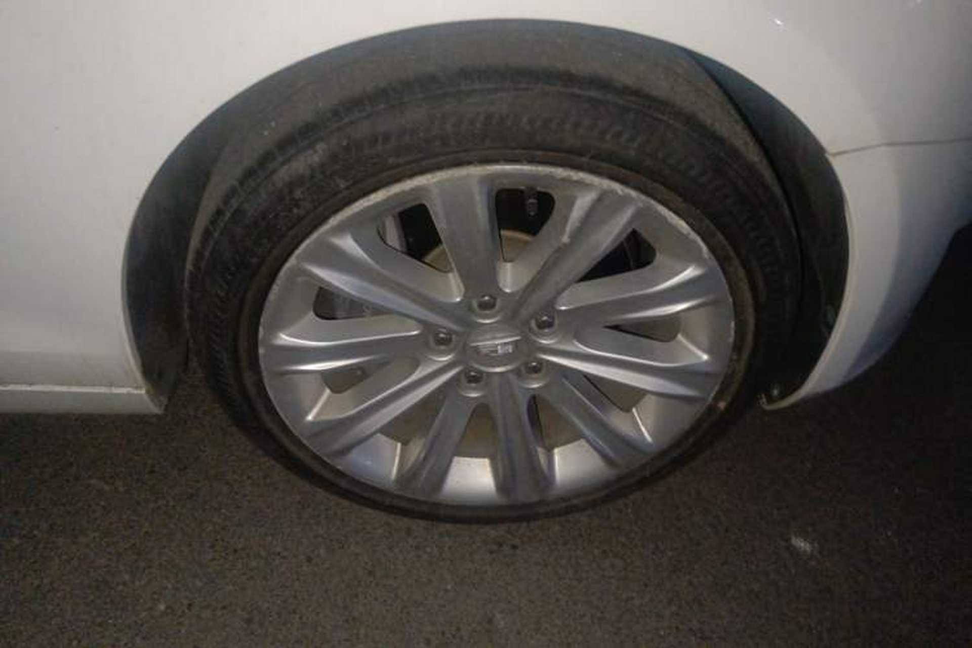 Used Cadillac ATS-L 2016 28T Tech Edition Right Front Wheel Hub