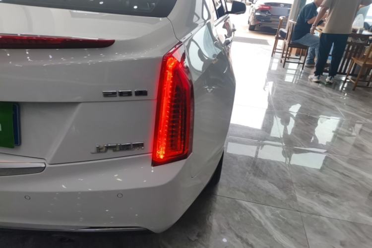 Used Cadillac ATS-L 2016 28T Fashion Edition Right Rear Taillight