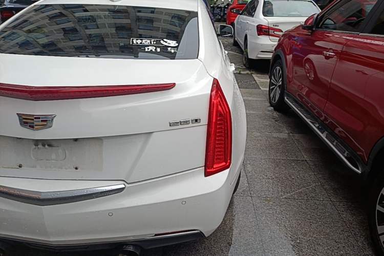 Used Cadillac ATS-L 2016 28T Fashion Edition Right Rear Taillight