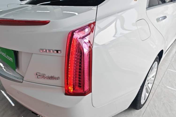 Used Cadillac ATS-L 2016 28T Fashion Edition Right Rear Taillight