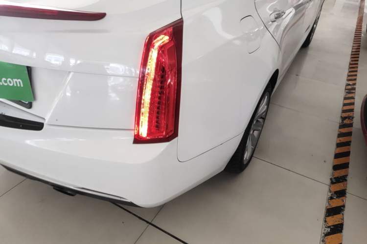 Used Cadillac ATS-L 2016 28T Tech Edition Right Rear Taillight