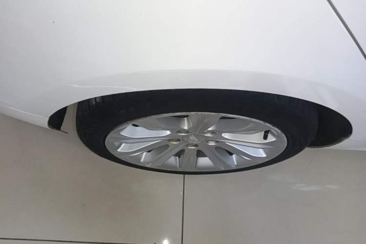 Used Cadillac ATS-L 2016 28T Tech Edition Right Rear Wheel Hub
