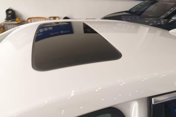 Used Cadillac ATS-L 2016 28T Fashion Edition Roof
