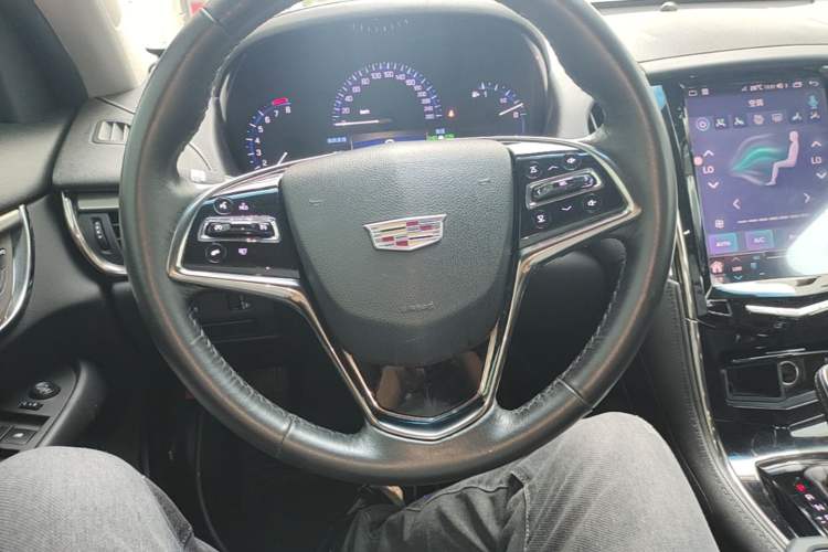 Used Cadillac ATS-L 2016 28T Tech Edition Steering Wheel