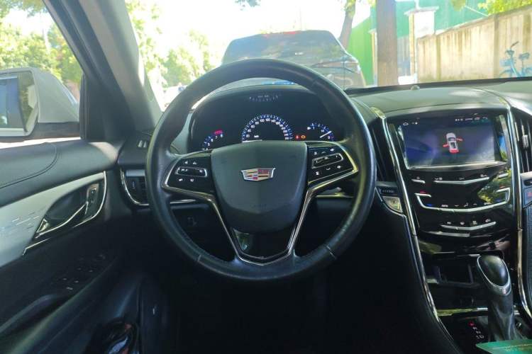 Used Cadillac ATS-L 2016 28T Fashion Edition Steering Wheel