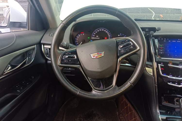 Used Cadillac ATS-L 2016 28T Tech Edition Steering Wheel