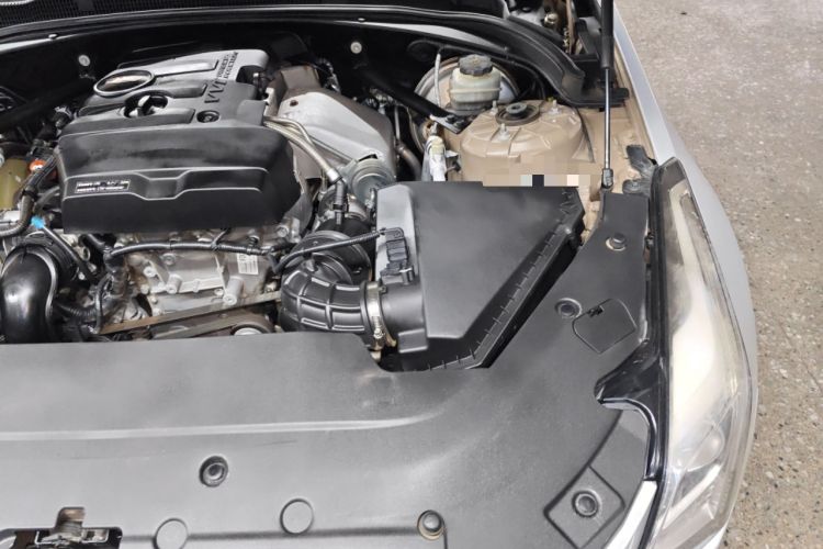 Used Cadillac ATS-L 2016 25T Fashion Edition Engine Bay Left