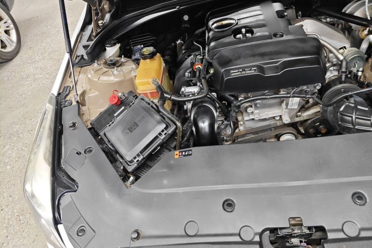 Used Cadillac ATS-L 2016 25T Fashion Edition Engine Bay Right