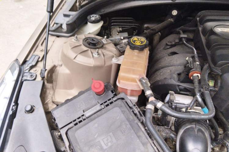 Used Cadillac ATS-L 2016 28T Elite Edition Engine Bay Right