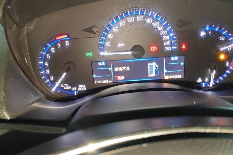 Used Cadillac ATS-L 2016 25T Fashion Edition Odometer Close Up