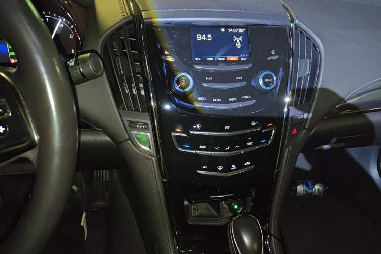 Used Cadillac ATS-L 2017 28T Tech Edition Audio And AC Panel