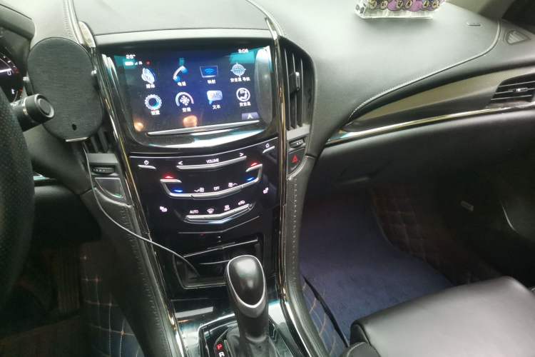 Used Cadillac ATS-L 2017 28T Tech Edition Audio And AC Panel