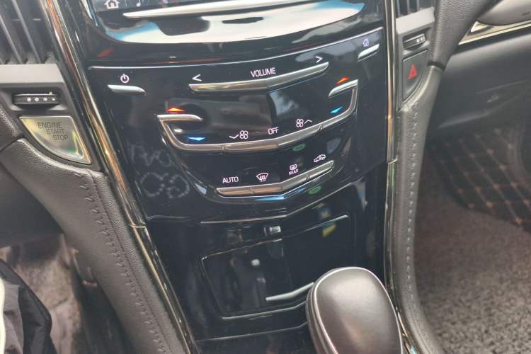 Used Cadillac ATS-L 2017 28T Fashion Edition Audio And AC Panel