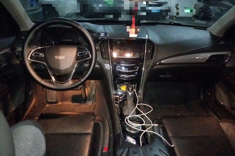 Used Cadillac ATS-L 2017 28T Fashion Edition Center Console