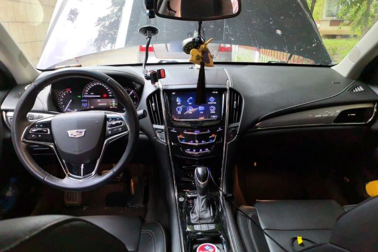 Used Cadillac ATS-L 2017 28T Fashion Edition Center Console