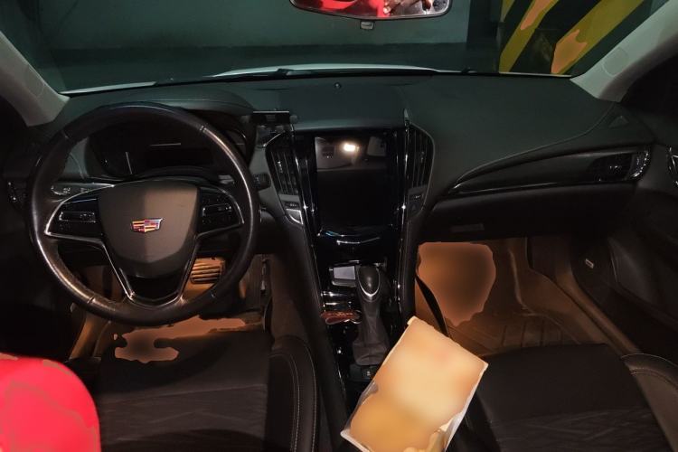 Used Cadillac ATS-L 2017 28T Tech Edition Center Console