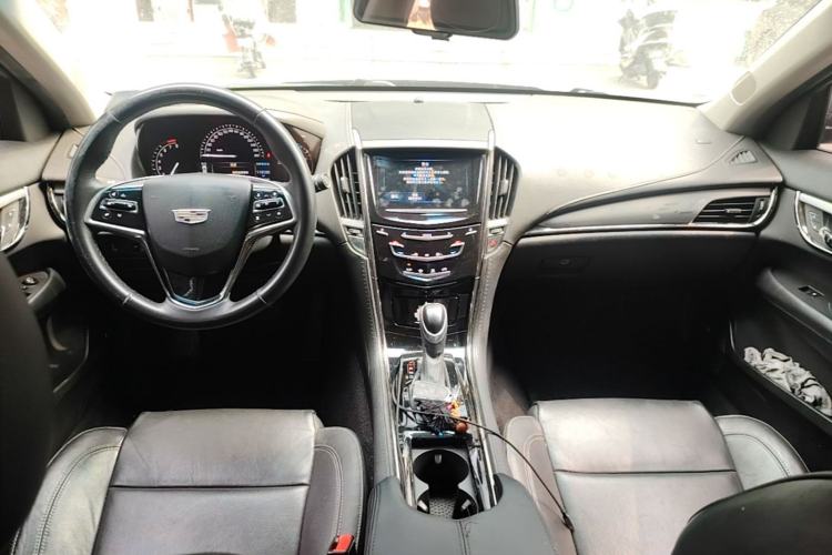 Used Cadillac ATS-L 2017 28T Fashion Edition Center Console