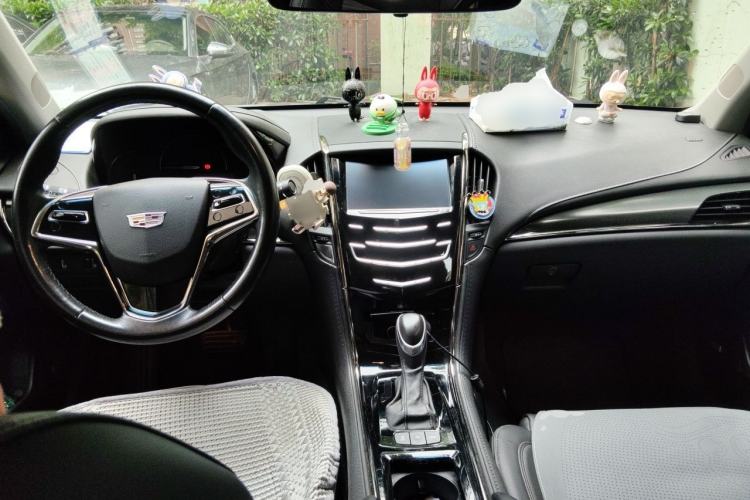 Used Cadillac ATS-L 2017 28T Tech Edition Center Console