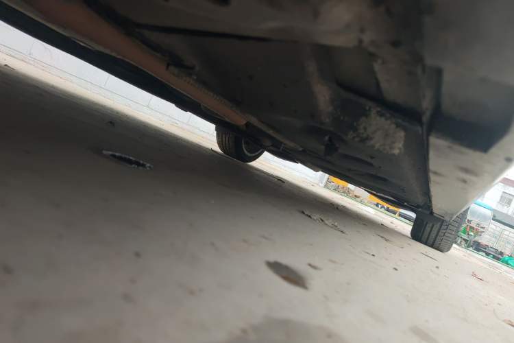 Used Cadillac ATS-L 2017 28T Fashion Edition Chassis Front Left