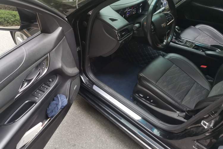 Used Cadillac ATS-L 2017 28T Tech Edition Driver Seat