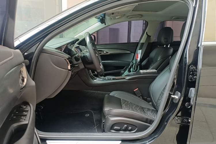 Used Cadillac ATS-L 2017 28T Tech Edition Driver Seat