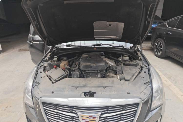 Used Cadillac ATS-L 2017 28T Tech Edition Engine Bay