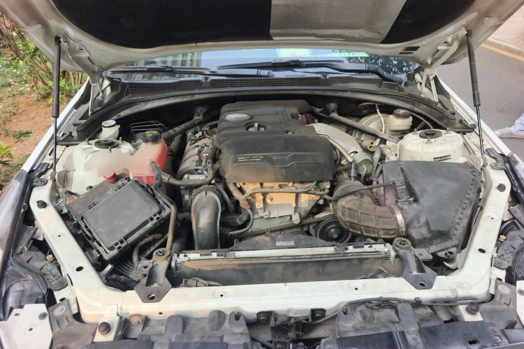 Used Cadillac ATS-L 2017 28T Tech Edition Engine Bay