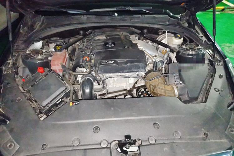 Used Cadillac ATS-L 2017 28T Fashion Edition Engine Bay