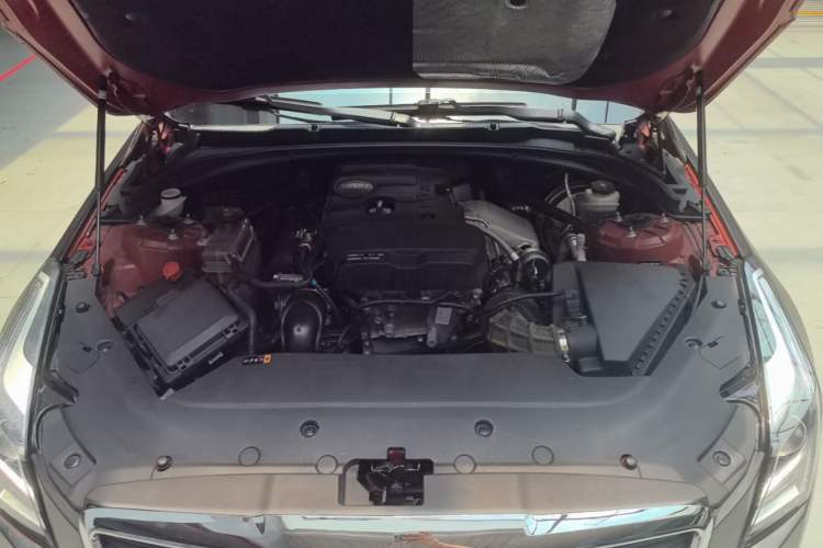 Used Cadillac ATS-L 2017 28T Fashion Edition Engine Bay