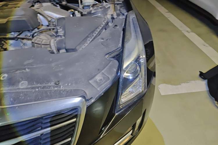Used Cadillac ATS-L 2017 28T Tech Edition Engine Bay Left