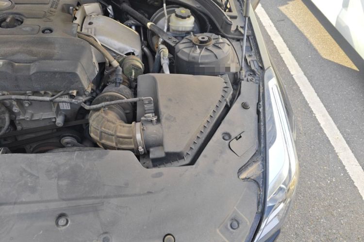 Used Cadillac ATS-L 2017 28T Tech Edition Engine Bay Left