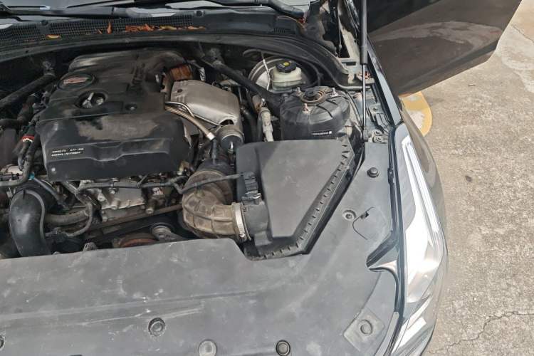 Used Cadillac ATS-L 2017 28T Tech Edition Engine Bay Left