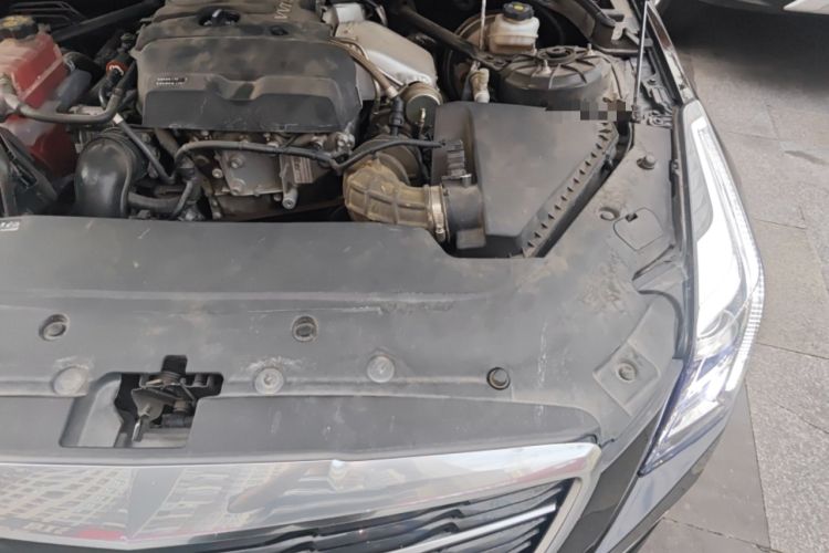 Used Cadillac ATS-L 2017 28T Tech Edition Engine Bay Left