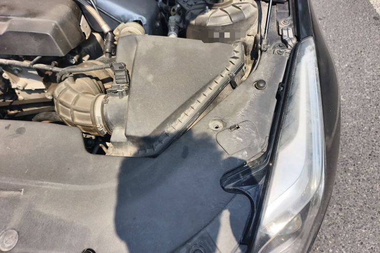 Used Cadillac ATS-L 2017 28T Tech Edition Engine Bay Left