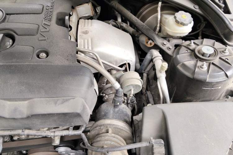 Used Cadillac ATS-L 2017 28T Tech Edition Engine Bay Left
