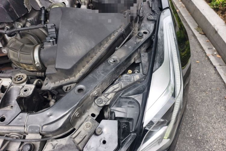 Used Cadillac ATS-L 2017 28T Fashion Edition Engine Bay Left